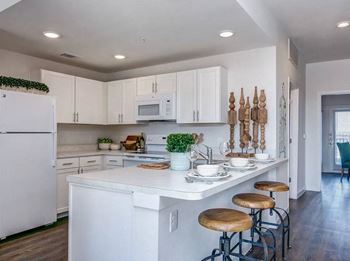 Sleek and efficient appliance package 